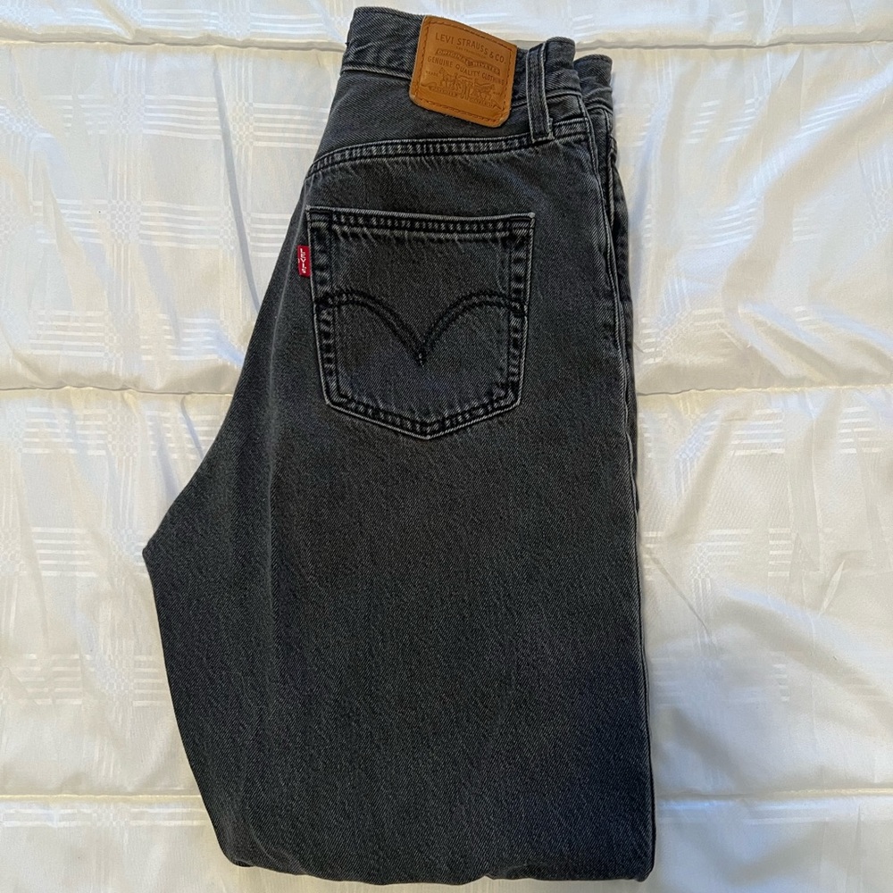 Levi’s High Loose Taper Mom Jeans